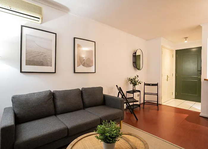 Modern Apartment Las Condes Perfect For Couples
