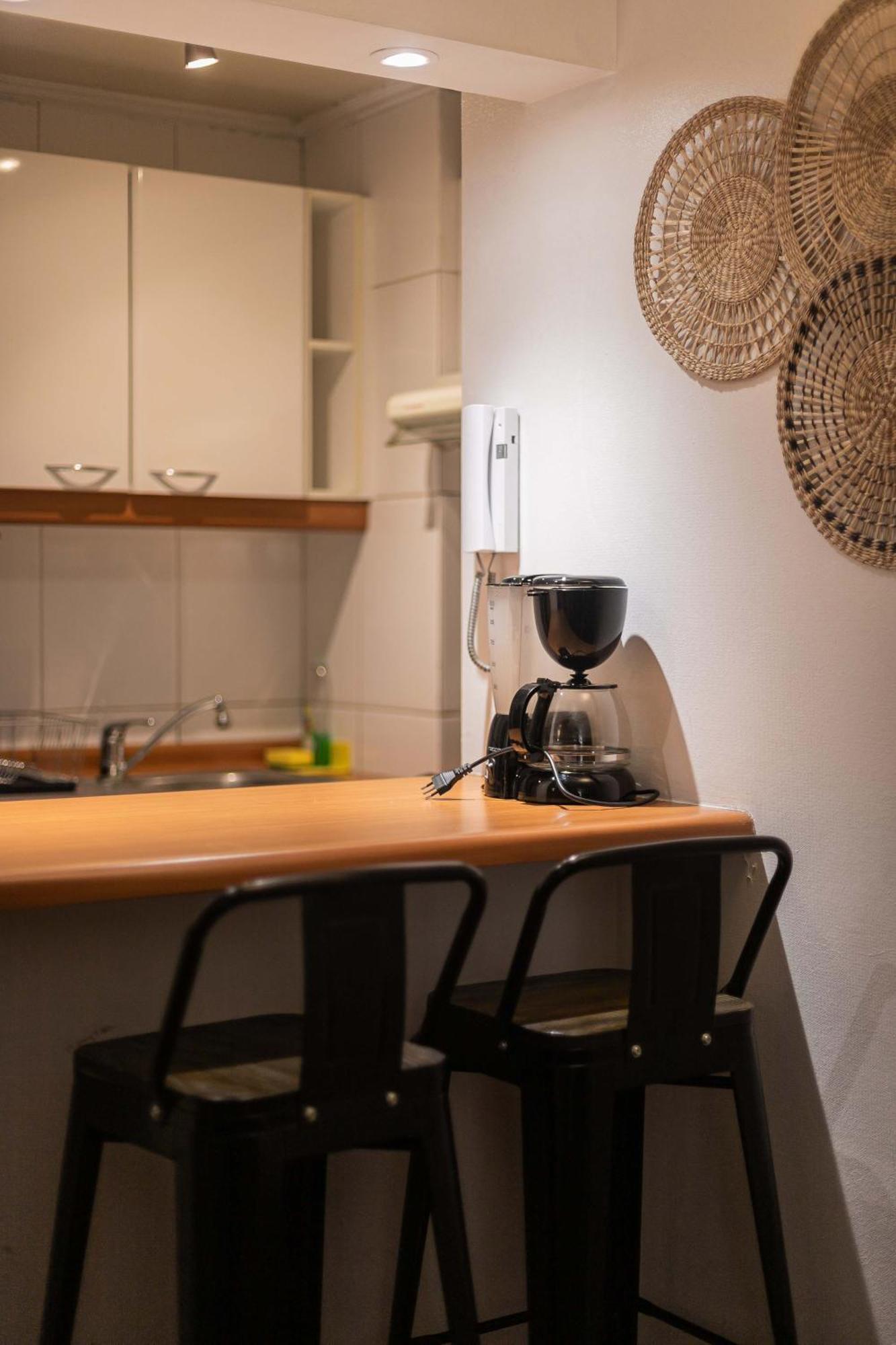Modern Condes Perfect For Couples *